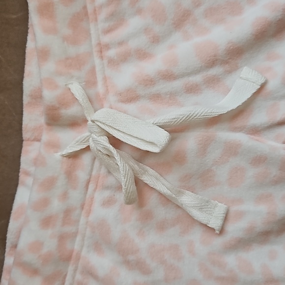 Old navy animal print sleep lounge pajama pants size small - Picture 4 of 6